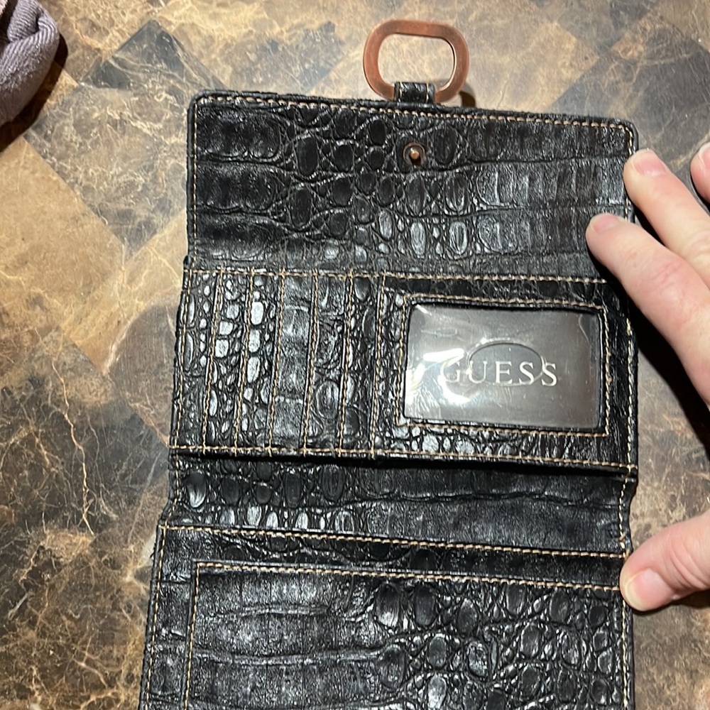 Two Guess Wallets ❤️‍🔥❤️‍🔥❤️‍🔥 - Picture 2 of 7